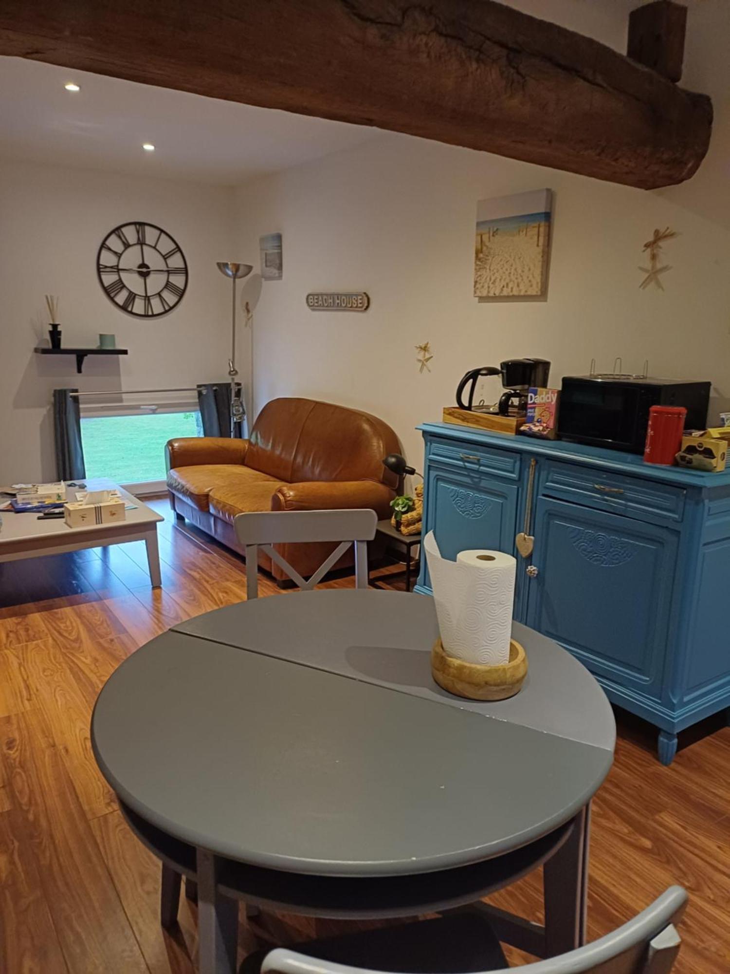 Bed and Breakfast La Grange Des Roisnes Longué Esterno foto